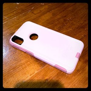 Pink otter box for iPhone XS Max